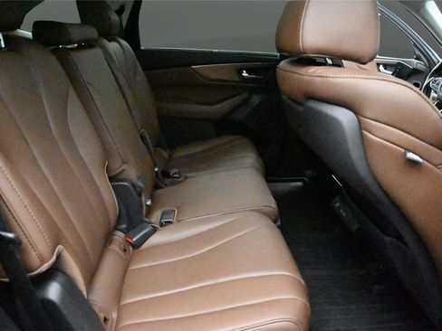 Certified 2024 Acura MDX SH-AWD w/ Technology Package image 19