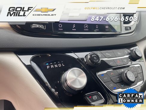 Used 2023 Chrysler Pacifica Touring-L FWD image 23