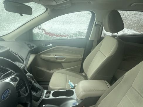 Used 2014 Ford Escape SE w/ Equipment Group 201A image 8