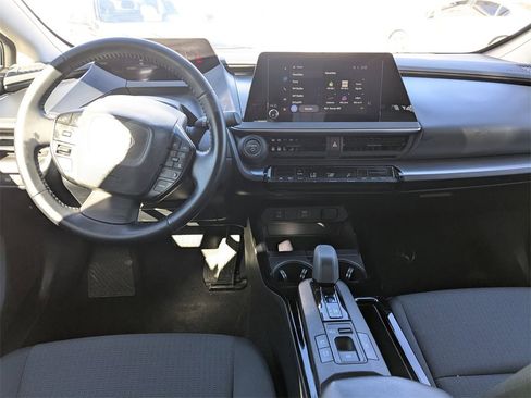 Used 2025 Toyota Prius LE image 26