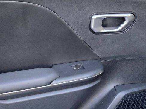 New 2026 Kia K4 FWD image 29