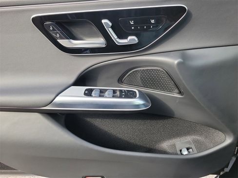 Used 2024 Mercedes-Benz E 350 4MATIC Sedan image 15