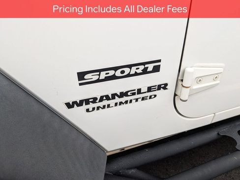 Used 2015 Jeep Wrangler Unlimited Sport w/ Quick Order Package 23S AWD/4WD image 10