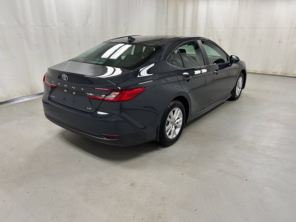 Used 2026 Toyota Camry LE FWD image 5