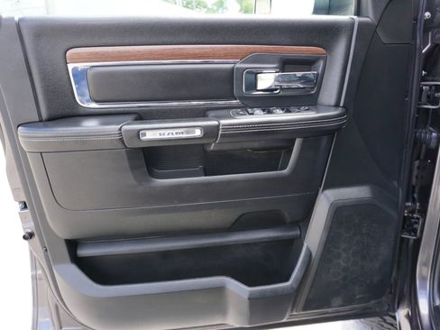 Used 2014 RAM 1500 Laramie w/ Convenience Group AWD/4WD image 20