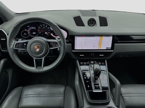 Used 2020 Porsche Cayenne AWD/4WD image 15