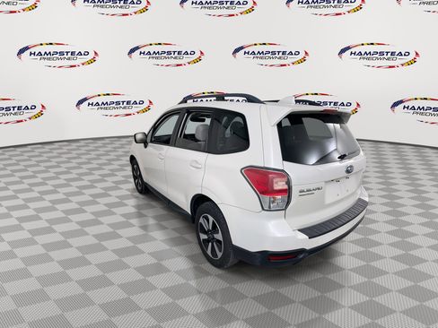 Used 2017 Subaru Forester 2.5i Premium image 6
