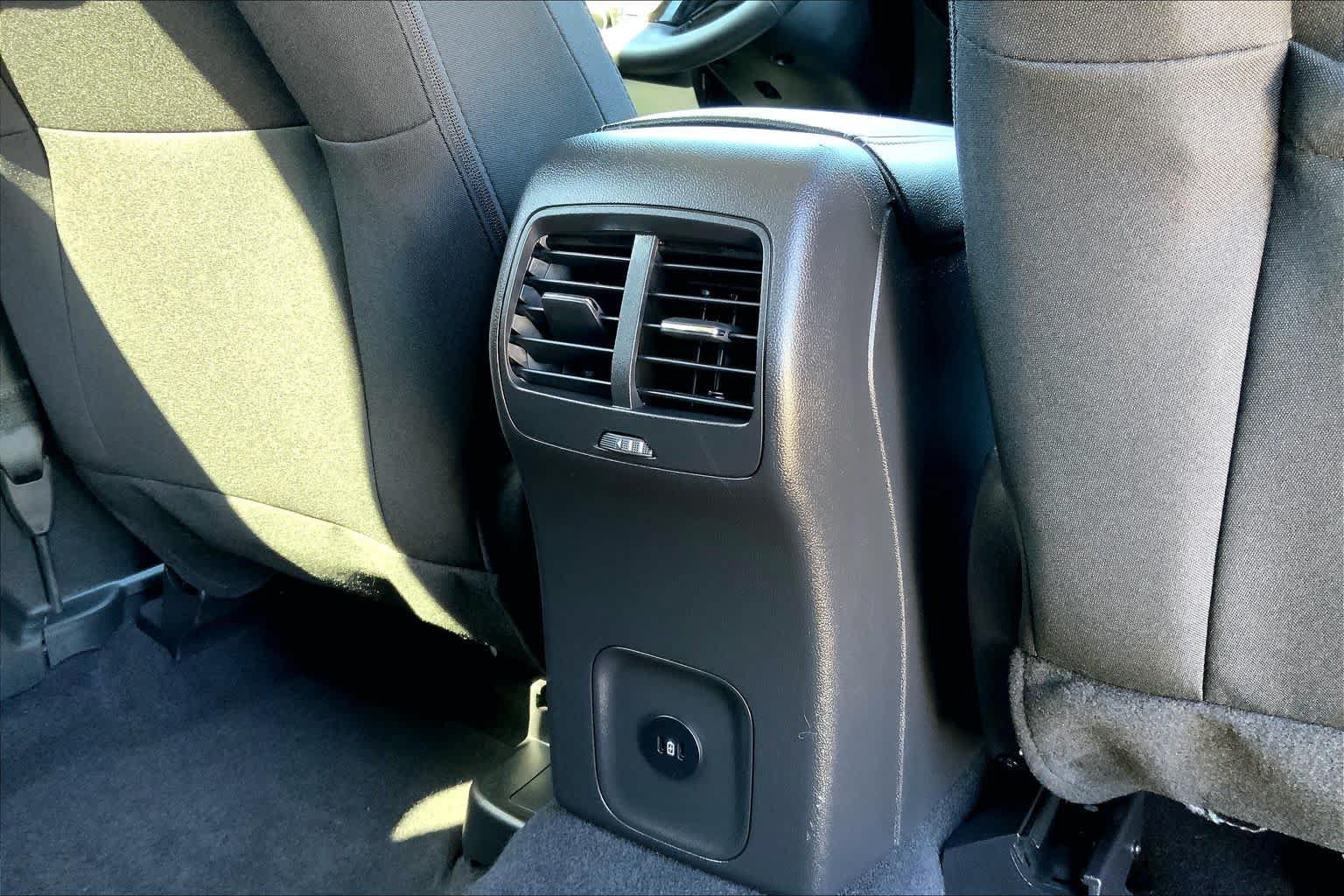 Used 2024 Ford Escape Active w/ Tech Pack #1 FWD image 36