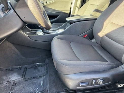 Certified 2024 Chevrolet Malibu LT image 5