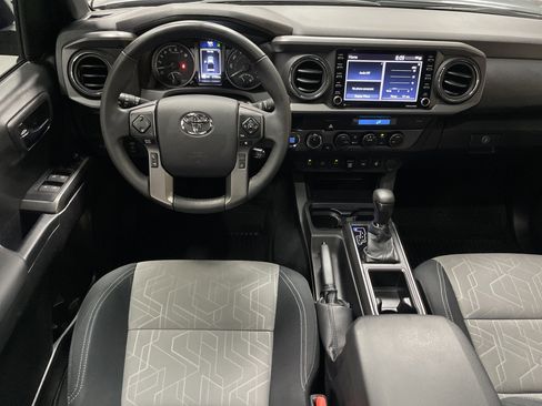 Used 2023 Toyota Tacoma TRD Sport image 30