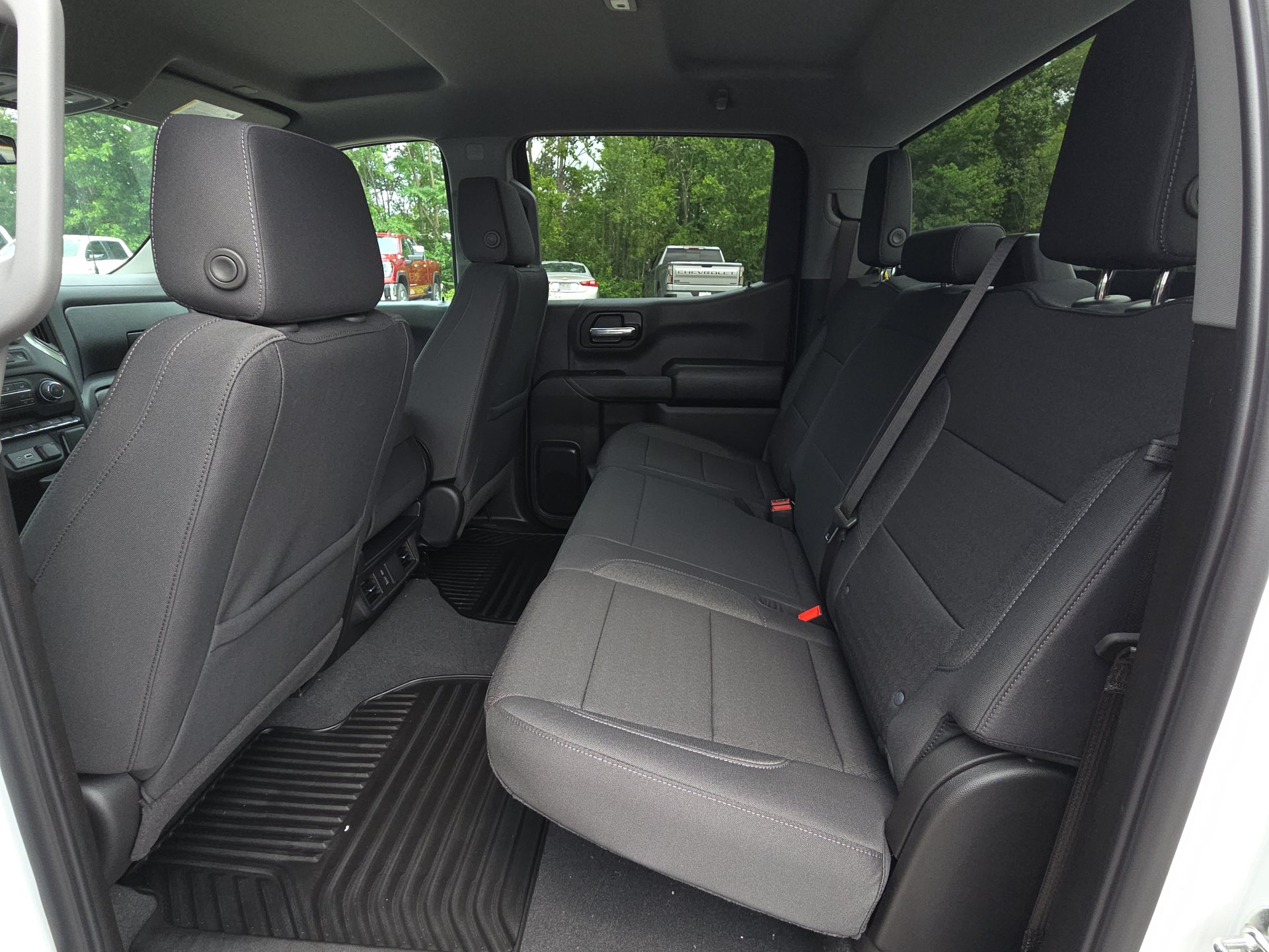 New 2026 Chevrolet Silverado 1500 Custom Trail Boss AWD/4WD image 28