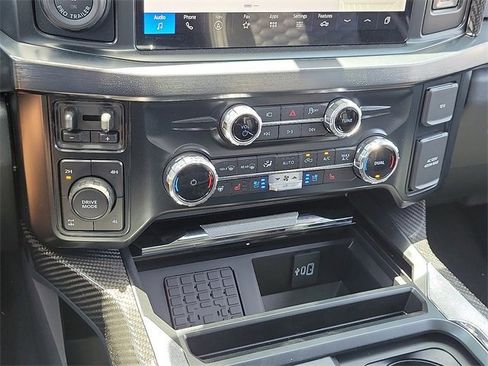 New 2025 Ford F250 Lariat w/ Lariat Ultimate Package image 16