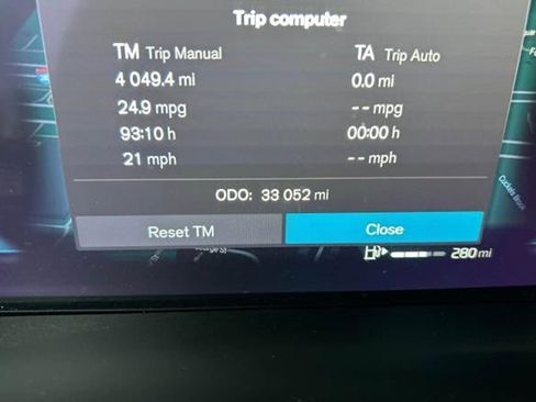 Certified 2023 Volvo XC60 B5 Plus w/ Climate Package image 13