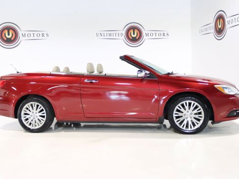 Used 2013 Chrysler 200 Limited FWD image 31