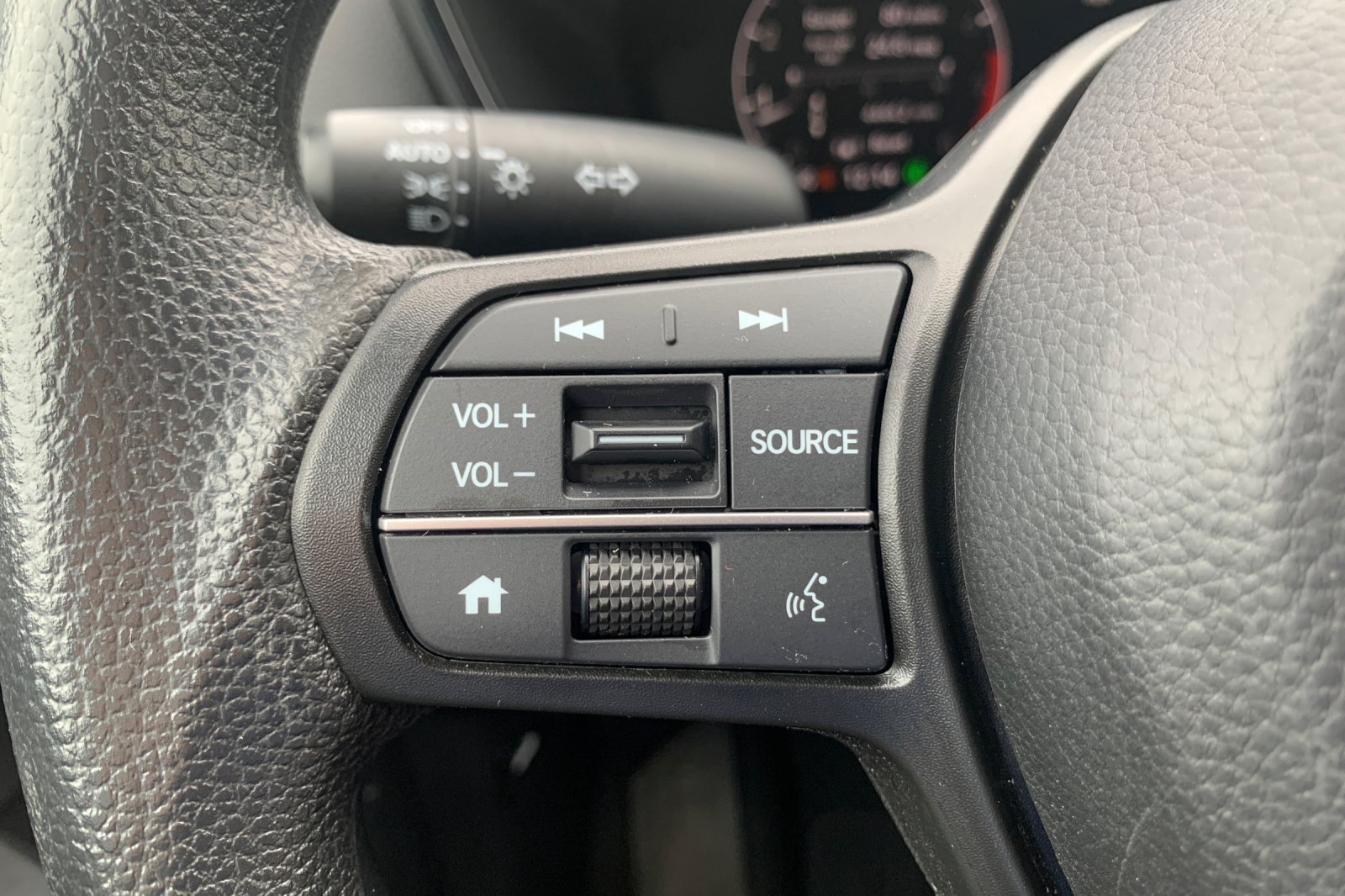 Used 2024 Honda CR-V EX image 29