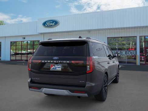 New 2025 Ford Expedition Max Platinum w/ Driver's Package image 8
