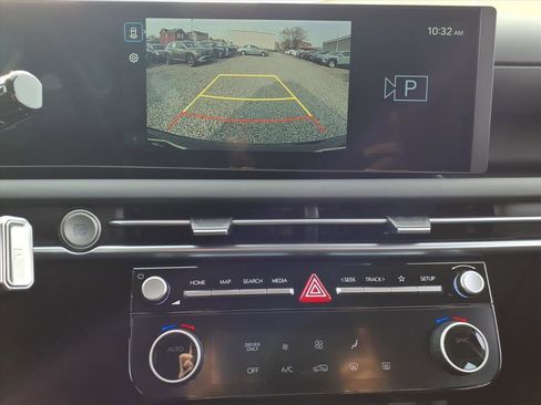 New 2026 Hyundai Tucson Blue SE image 8