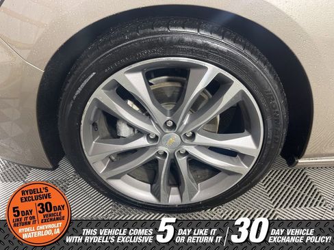 Certified 2024 Chevrolet Malibu LT image 14