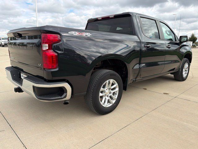 Used 2024 Chevrolet Silverado 1500 LT AWD/4WD image 6