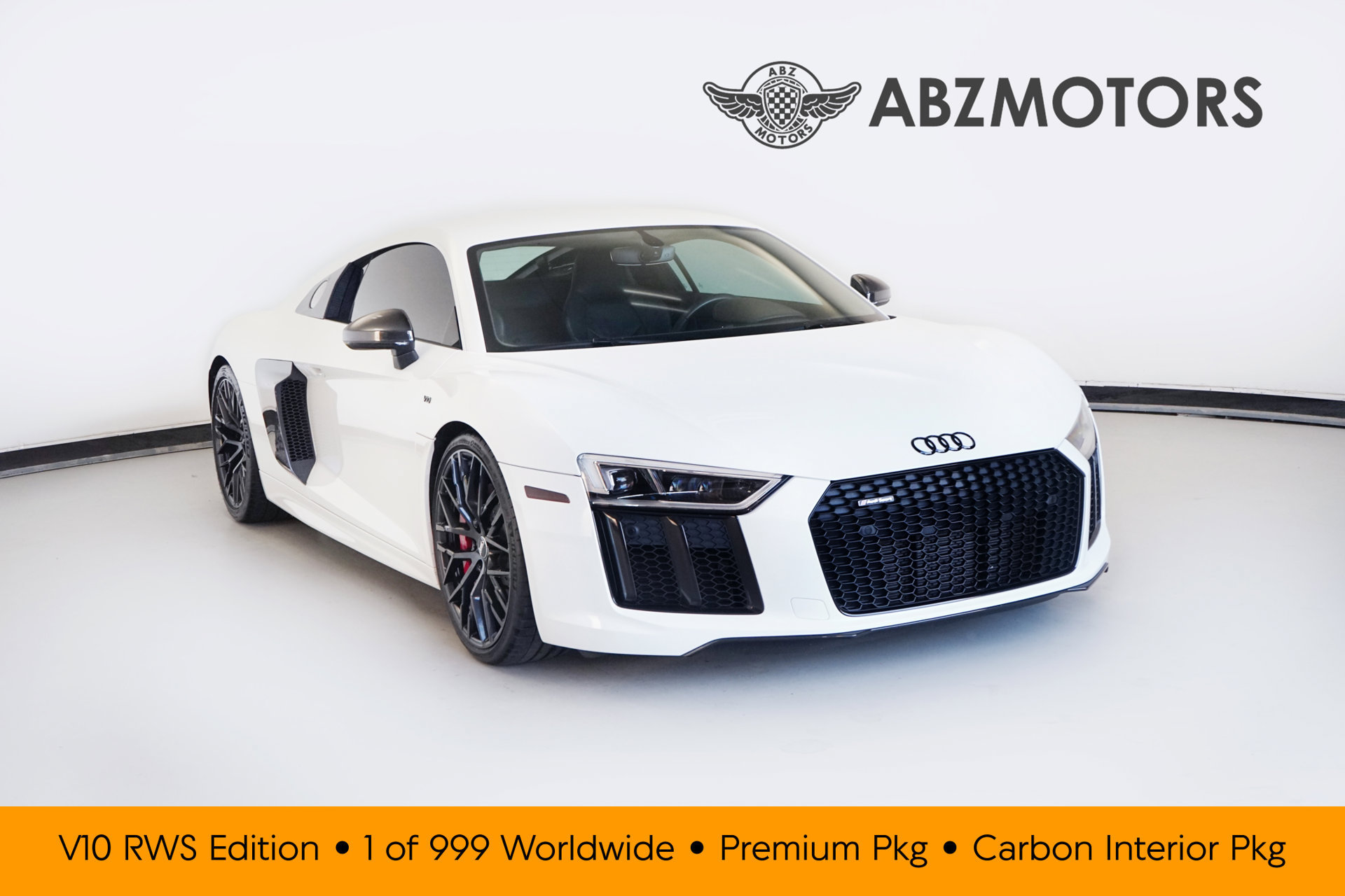 Used 2018 Audi R8 V10 w/ Premium Package RWD image 1