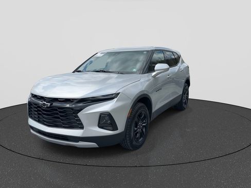 Used 2021 Chevrolet Blazer LT w/ LPO, Black Accent Package AWD/4WD image 4