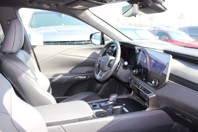 Certified 2023 Lexus RX 350 w/ Accessory Package (2T) AWD/4WD image 5