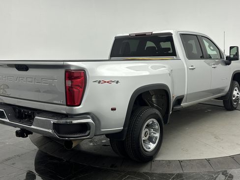 Used 2023 Chevrolet Silverado 3500 LT w/ Gooseneck/5TH Wheel Package image 7