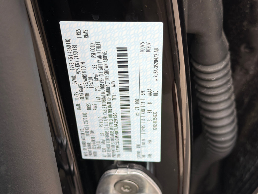 Used 2026 Ford Escape ST-Line FWD image 33