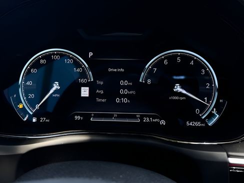 Used 2023 Genesis GV70 2.5T w/ Sport Prestige Package AWD/4WD image 15