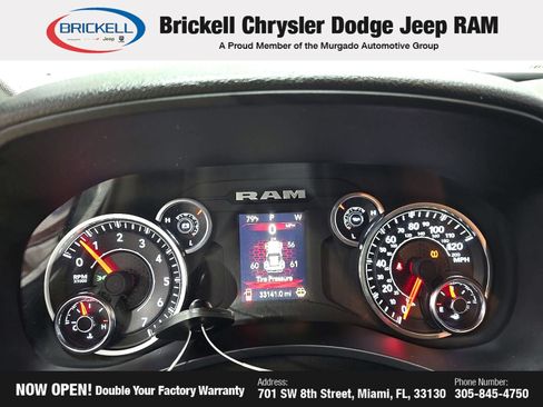Used 2024 RAM 2500 Tradesman w/ Chrome Appearance Group AWD/4WD image 4