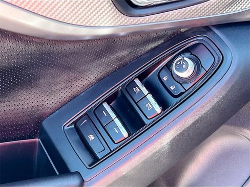 Used 2023 Subaru Crosstrek 2.5i Limited image 17