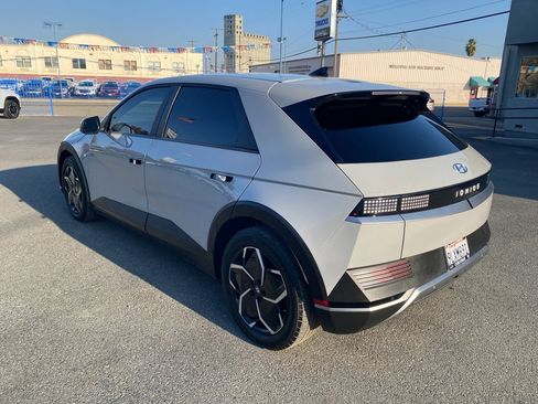 Used 2024 Hyundai Ioniq 5 SEL image 10