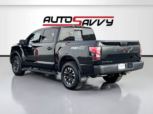Used 2024 Nissan Titan PRO-4X w/ Pro-4x Convenience Package image 5