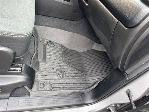 Used 2019 RAM 1500 Big Horn image 40