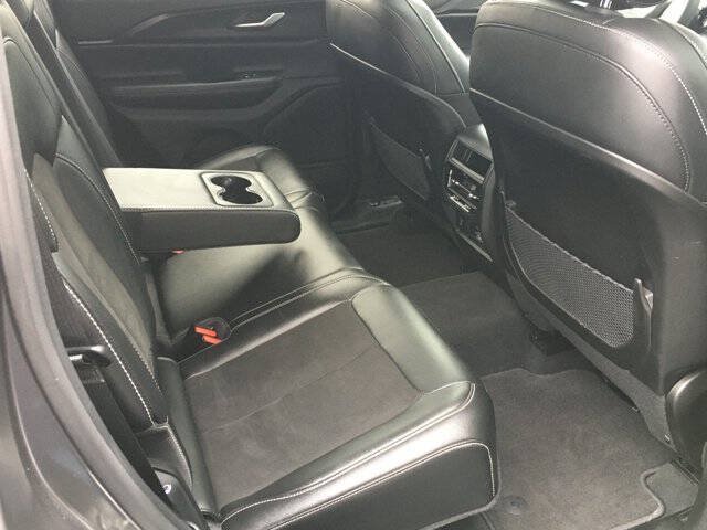Used 2023 Jeep Grand Cherokee Altitude AWD/4WD image 26