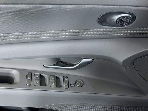 New 2026 Hyundai Elantra Sport image 18