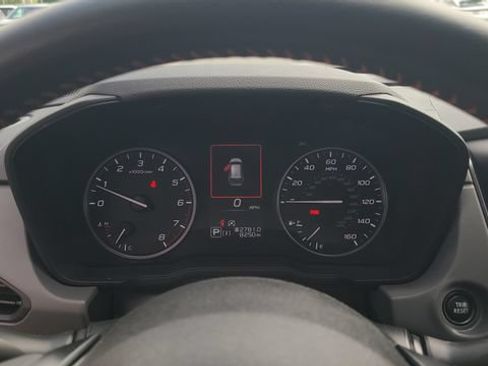 Used 2024 Subaru Crosstrek 2.5i Limited AWD/4WD image 18