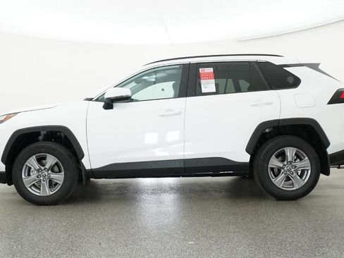 New 2025 Toyota RAV4 XLE image 19