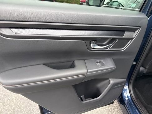 Used 2026 Honda CR-V Sport image 17