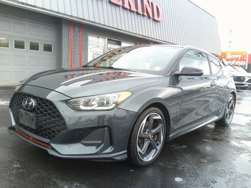 Used 2019 Hyundai Veloster Turbo Ultimate image 10