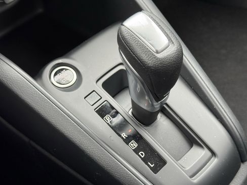 Used 2025 Nissan Kicks Play S image 29