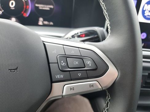 New 2026 Volkswagen Tiguan SE image 23