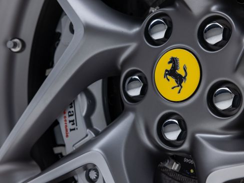 Certified 2023 Ferrari F8 Tributo RWD image 25