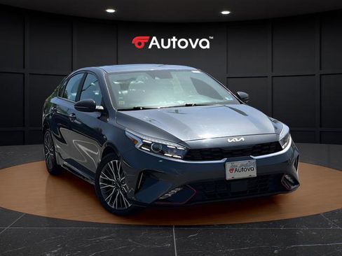 Used 2023 Kia Forte GT-Line w/ GT-Line Premium Package FWD image 7