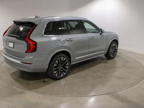 Used 2026 Volvo XC90 B6 Plus w/ Protection Package Premier AWD/4WD image 5