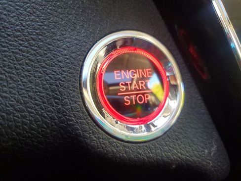 Used 2019 Honda HR-V EX image 51