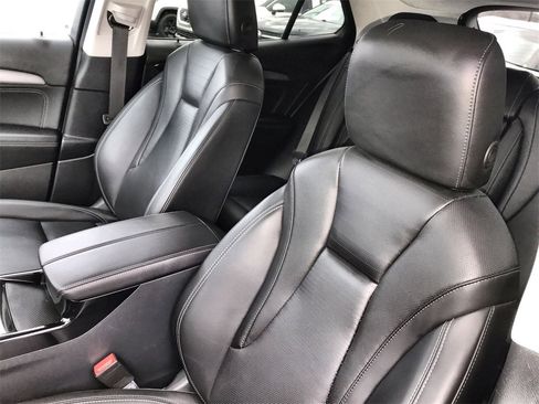 Used 2025 Buick Envision Preferred image 11