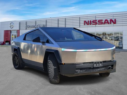 Used 2024 Tesla Cybertruck Cyberbeast image 5