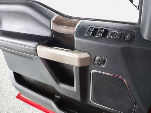 Used 2022 Ford F250 Lariat w/ Lariat Ultimate Package image 24