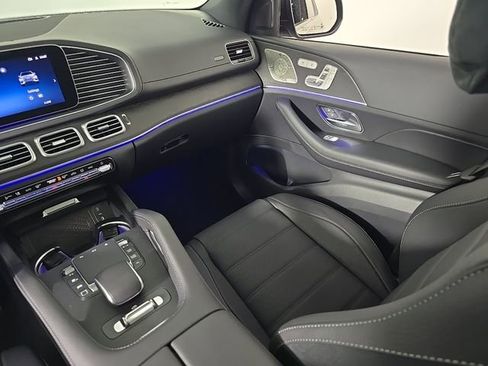 New 2026 Mercedes-Benz GLS 450 4MATIC image 26
